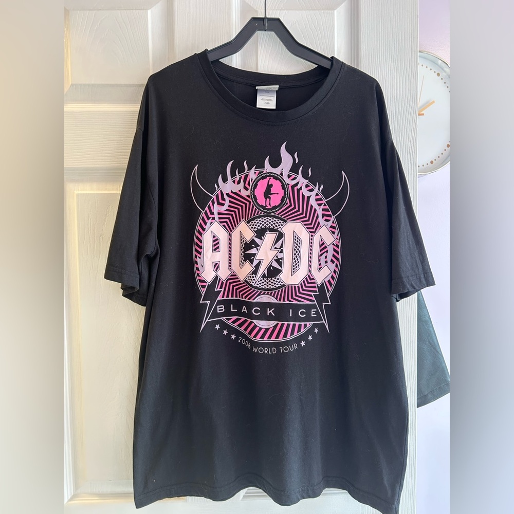 Vintage Y2K AC/DC Black Ice 2008 World Tour Album Rock Band T-Shirt Men large
